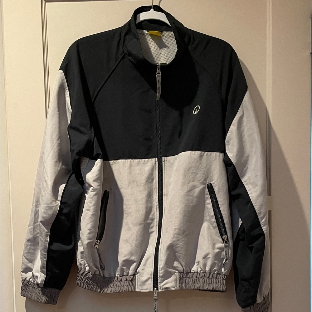UNKNWN LeBron James windbreaker NWT Navy/Light Gray M